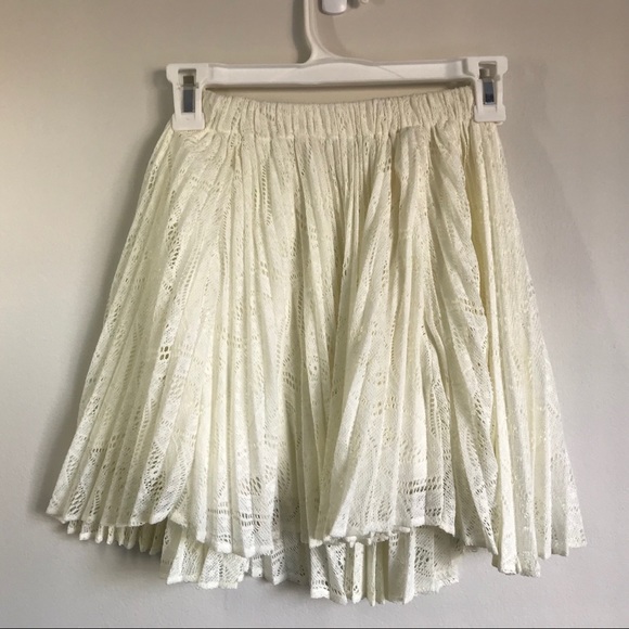 Urban Outfitters Pins & Needles Lace Circle Skirt - Picture 2 of 5